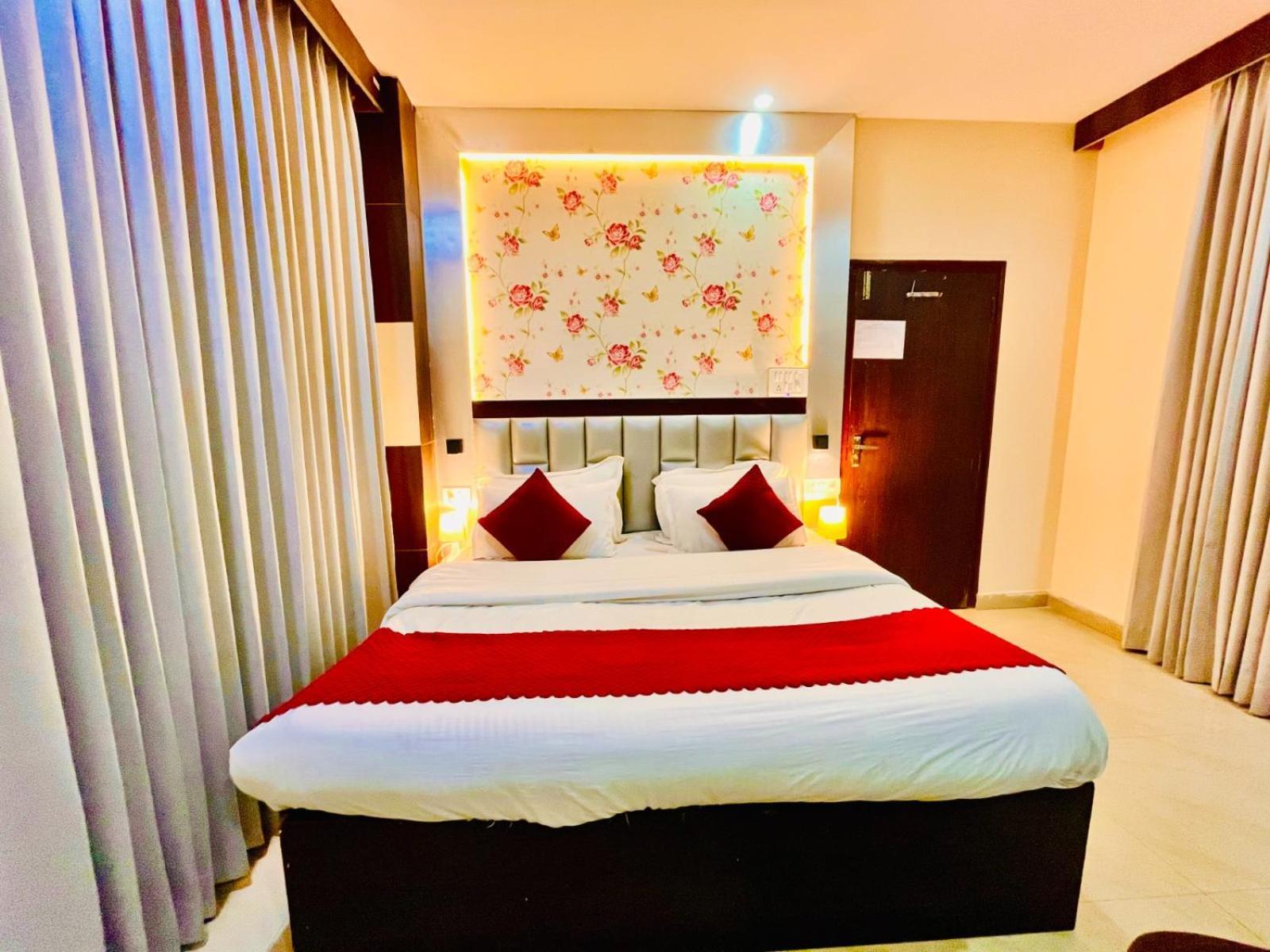 Hotel Rama - Best Selling Property In Haridwār Zewnętrze zdjęcie